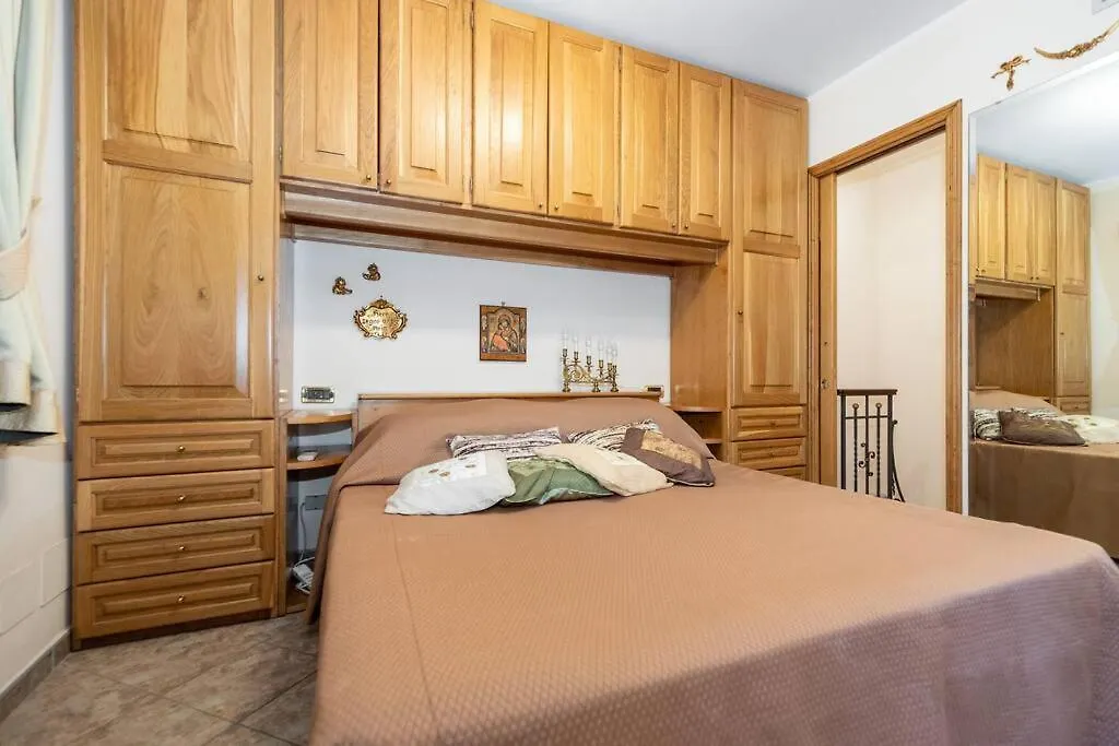 Th House Nel Cuore Di Taormina Italy