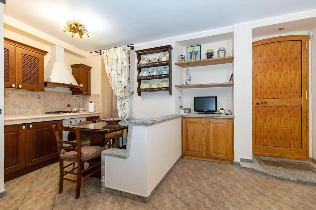 Th House Nel Cuore Di Taormina 0*,  Italy