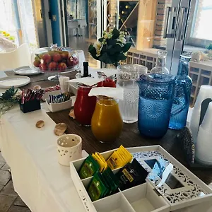 Sirina House Aparthotel